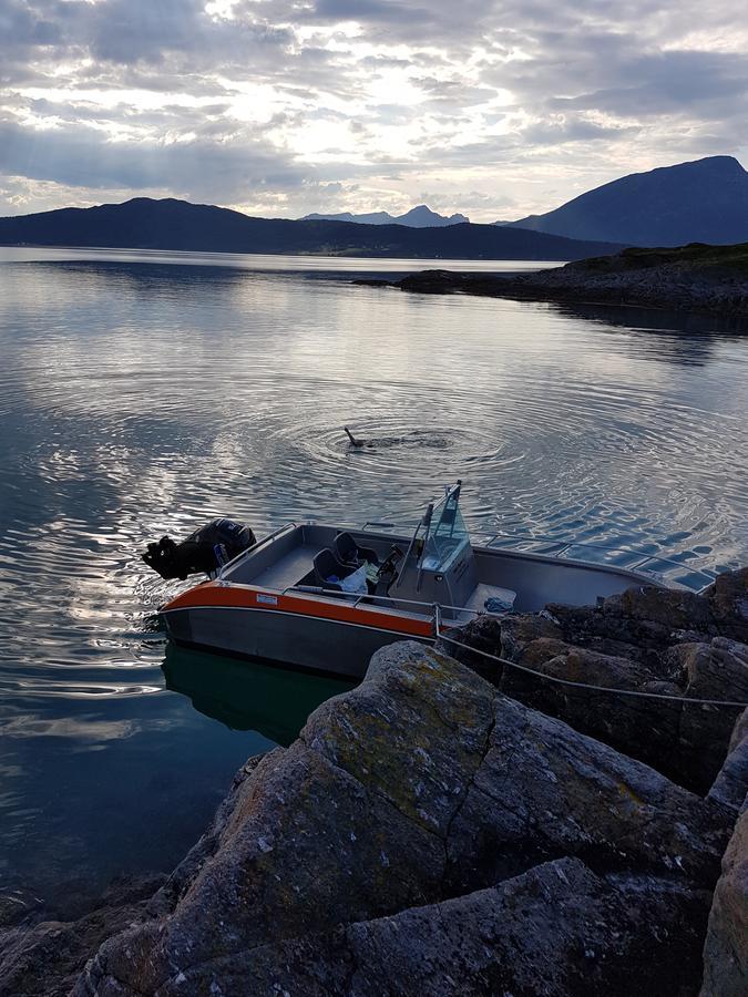 Senja Arctic Lodge Stonglandseidet Buitenkant foto